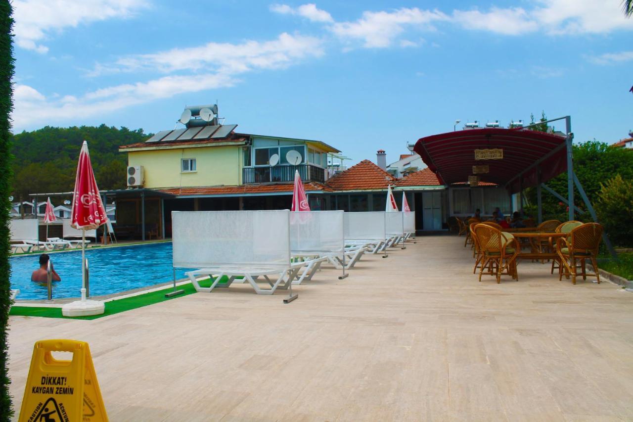 Carmina Hotel Ovacık Exteriör bild